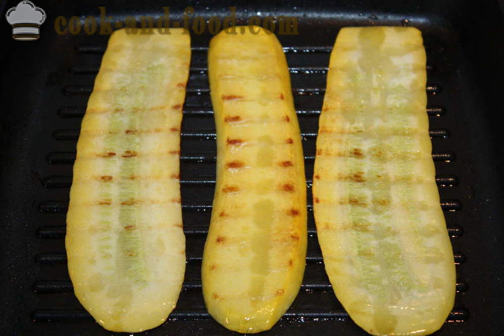 Rollen van aubergine en courgette met kip en kaas - hoe rollen aubergine te maken in de oven, met een stap voor stap recept foto's