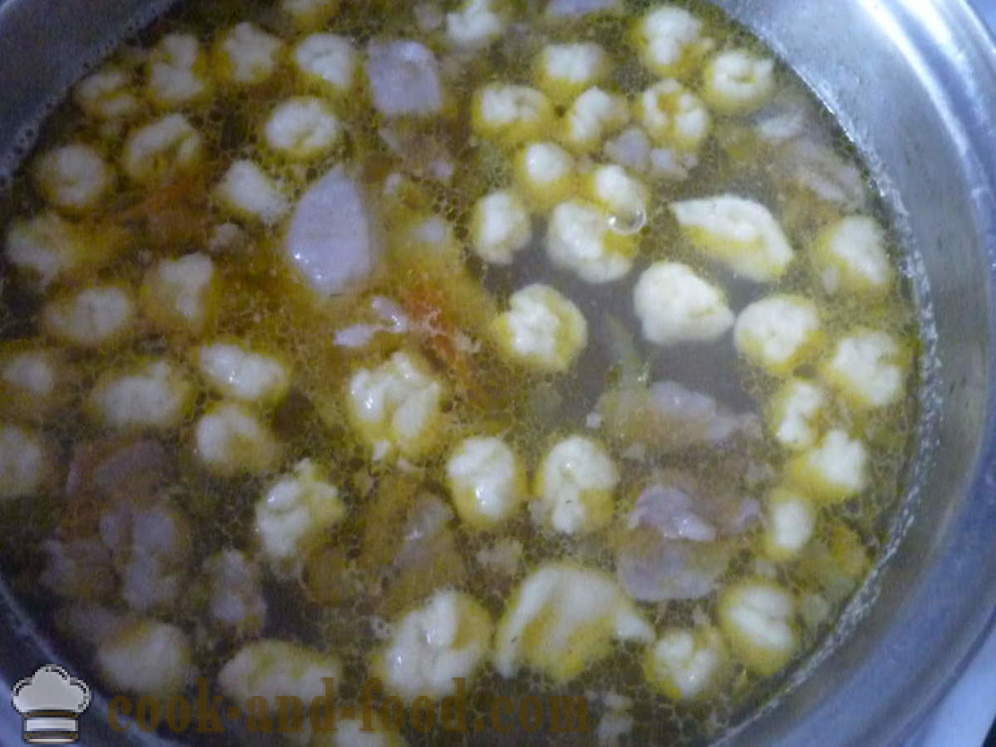 Heerlijke soep met knoedels in de bouillon - stap voor stap, hoe je soep met dumplings, recept met foto koken