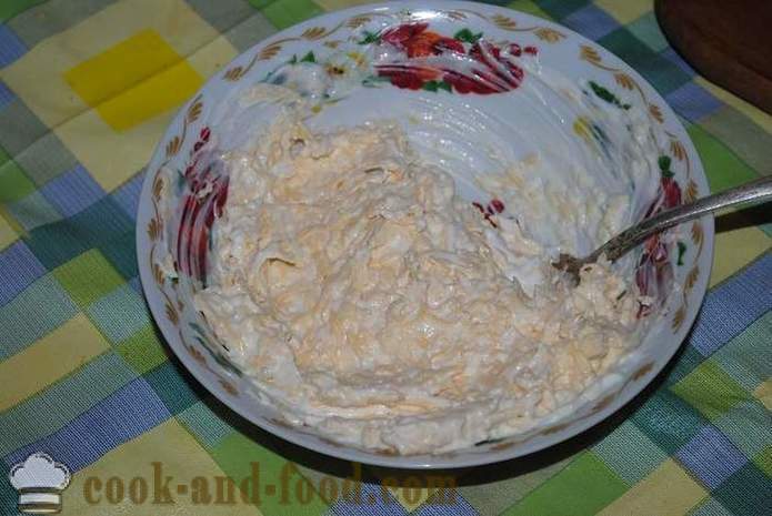 Rollen van courgette met kaas, knoflook en mayonaise - hoe rollen van courgette, een stap voor stap recept foto's maken