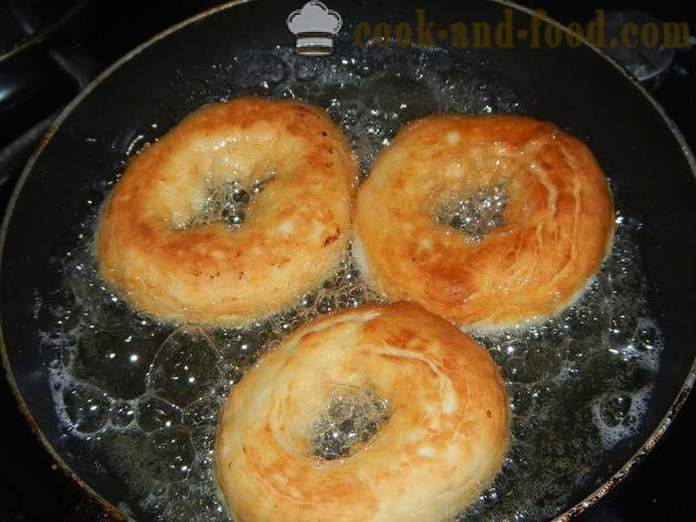 Zelfgemaakte donuts lucht van smeltkaas - hoe donuts lucht, een stap voor stap recept foto's te koken