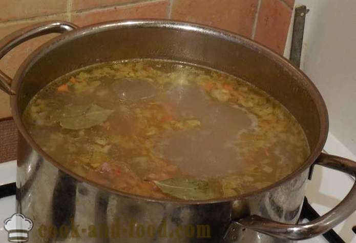 Soep met balletjes van het gehakt en griesmeel - hoe soep te koken en gehaktballen - een stap voor stap recept foto's