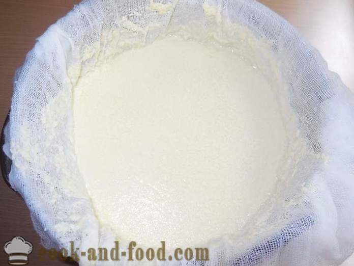 Hoe maak je zelfgemaakte kwark uit de melk te maken - een eenvoudig recept en stap voor stap foto