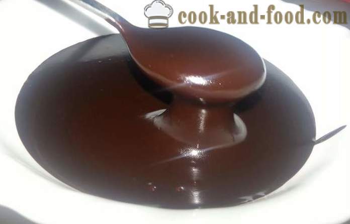 Beste chocolade glazuur met zure room - een recept hoe je een glazuur van cacao, zure room en boter te maken, met video