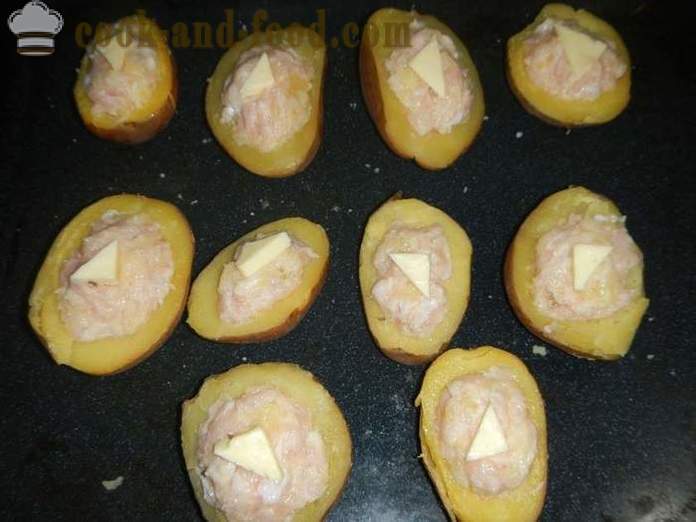 Gebakken aardappelen met gehakt vlees en kaas - zoals gebakken aardappelen in de oven, het recept stap voor stap met foto's.