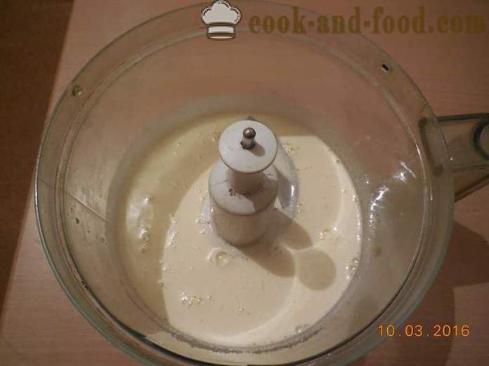 Honingscakes met lemon suikerglazuur - hoe honing cakes bakken in multivarka recept met foto's.