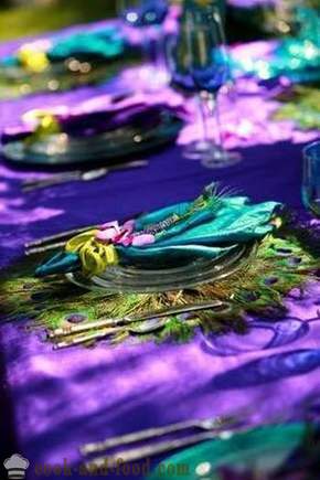 Presenteren New Year's tafel in 2015, het nieuwe jaar tafel decoratie op het Jaar van de Geit, met foto's.