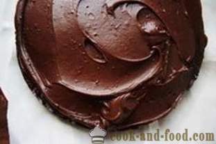 Chocolate cake - eenvoudig en heerlijk, incrementele fotoretsept.
