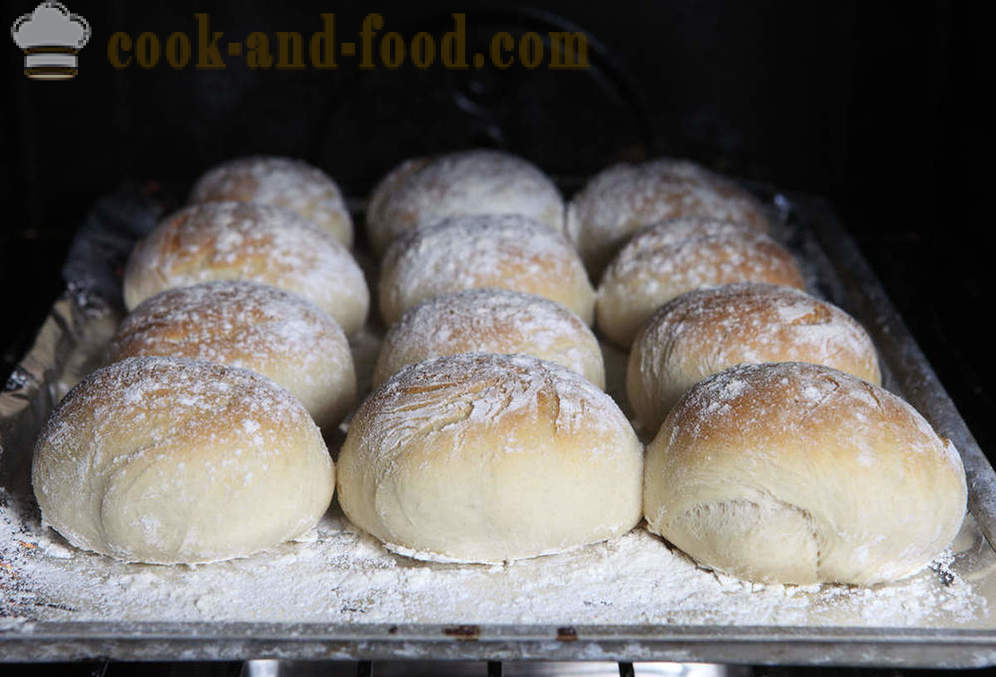 Hoe maak je een zacht broodje bakken - video recepten thuis